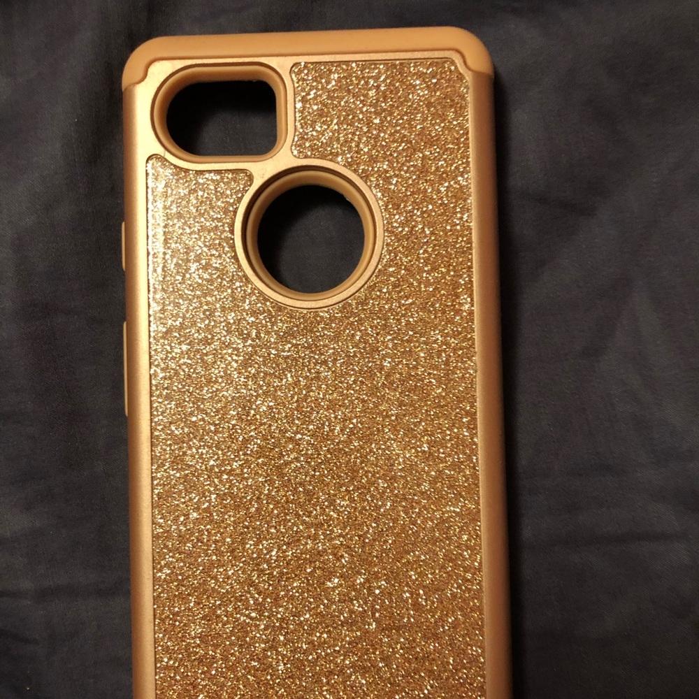 Rose gold colored sparkly case for Google phone